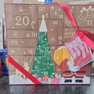 💥NEW Body & Earth Holiday Advent Calendar - Bath & Body Gift Set